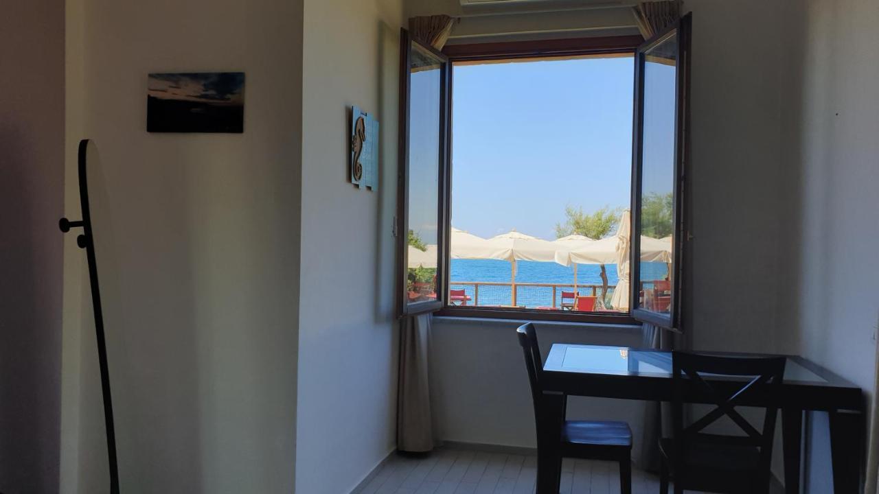 Cala Dei Mori Aparthotel Livorno Exterior photo