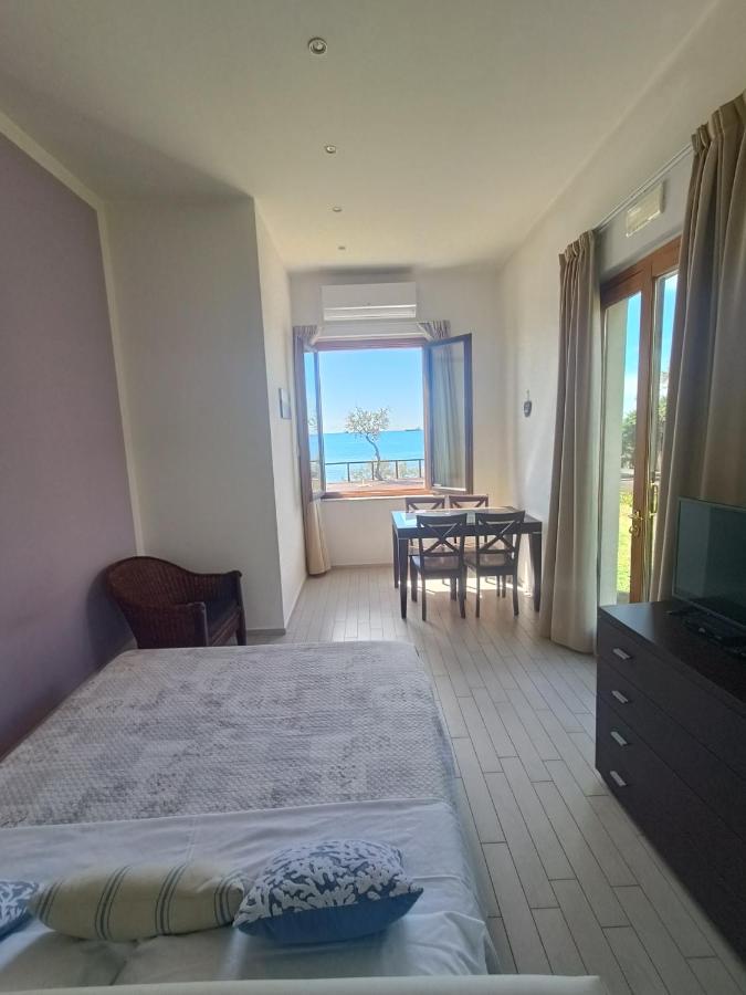 Cala Dei Mori Aparthotel Livorno Exterior photo