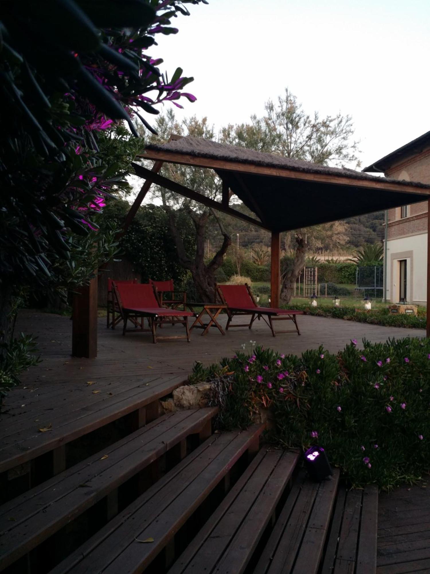 Cala Dei Mori Aparthotel Livorno Exterior photo