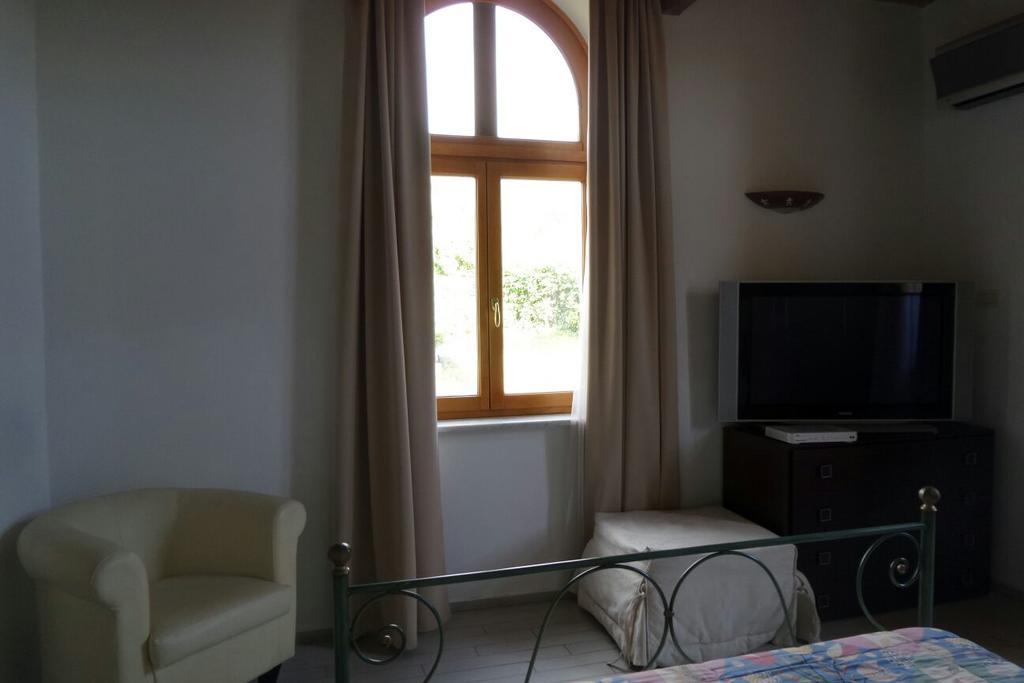 Cala Dei Mori Aparthotel Livorno Room photo